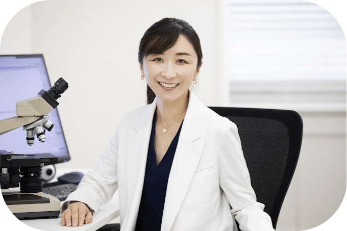院長 小林智子(日本皮膚科学会認定皮膚科専門医)